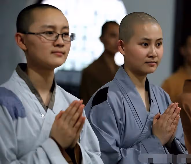 2008年,父母支持985高校的女兒退學當尼姑,14年過去後悔了嗎?