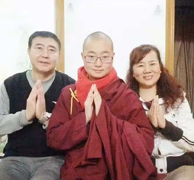 2008年,父母支持985高校的女兒退學當尼姑,14年過去後悔了嗎?