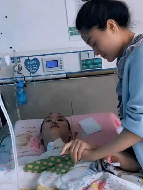 回顧:婆婆照顧兒媳成網紅?兒媳意外成植物人,她2年拍800條視頻
