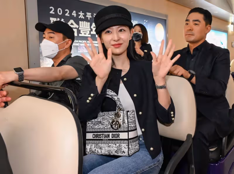 金智媛、周杰倫要來了！　粉絲擠爆現場甘願苦等10小時