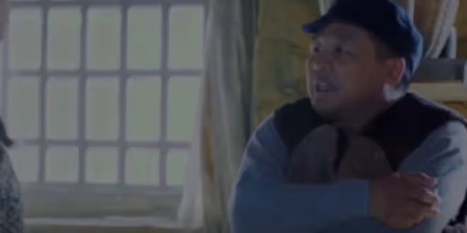 老農拆房子掉出古畫,當廢紙5塊錢賣了,如今竟成5億的鎮院之寶