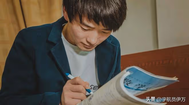 高考故意考0分!安徽小伙在作文上怒寫高考改革方案,如今後悔嗎