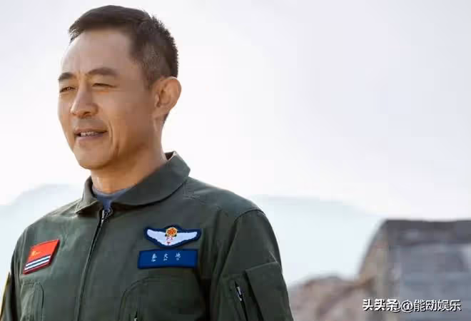 海天雄鷹：衣振邦根本不知道，鷂式飛行要是能實現，秦大地就危險