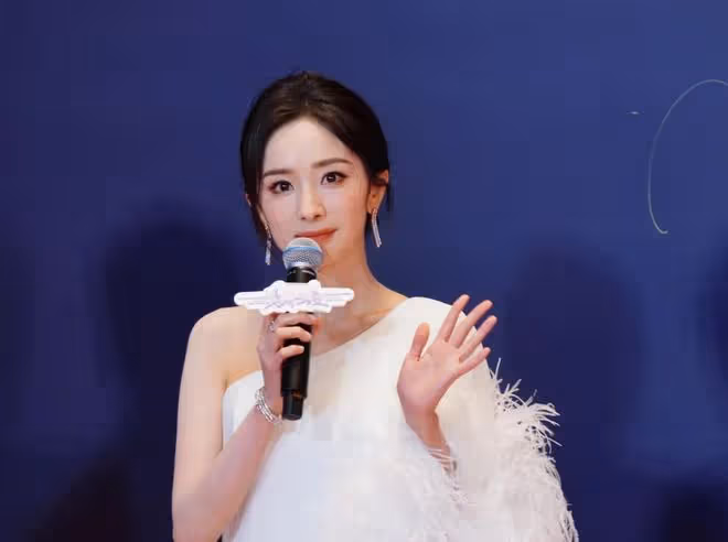 楊冪太尷尬了!發表了一篇論文查重率只有0.9%,全文只有3622個字
