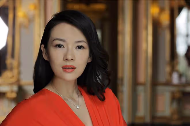 章子怡談離婚後心境,自由幸福引關注,勇敢擁抱新生活