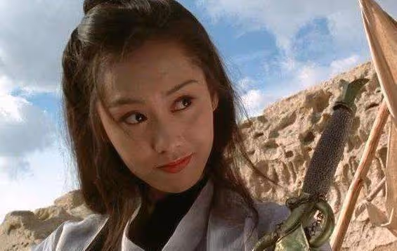 17歲的朱茵，17歲的趙雅芝，17歲的蔡少芬，網友：美