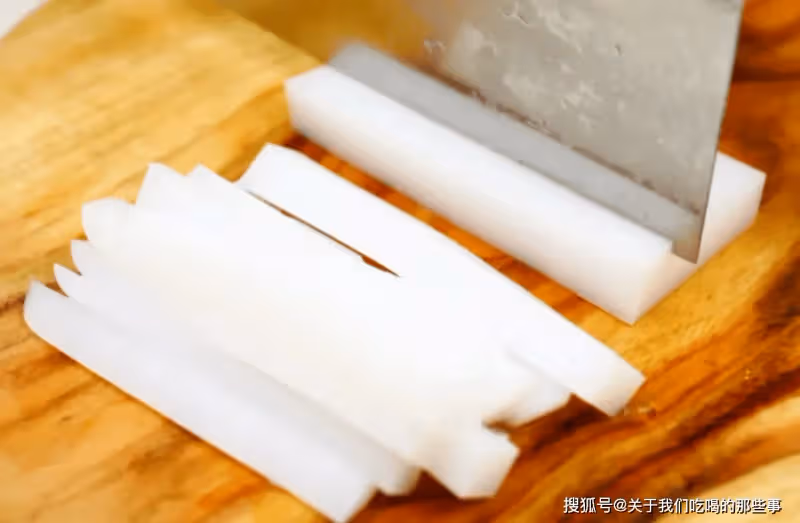 1碗澱粉6碗水,教您自製涼粉,滑嫩清涼無添加,想吃不用出去買了