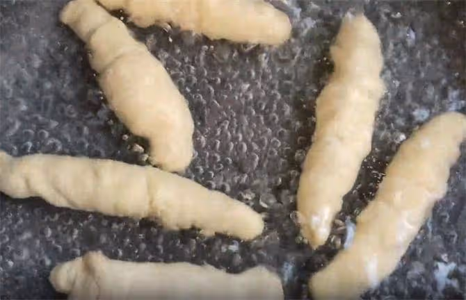 想吃烤麵筋不用出去買,教你在家自己做,比買的好吃,吃著更放心