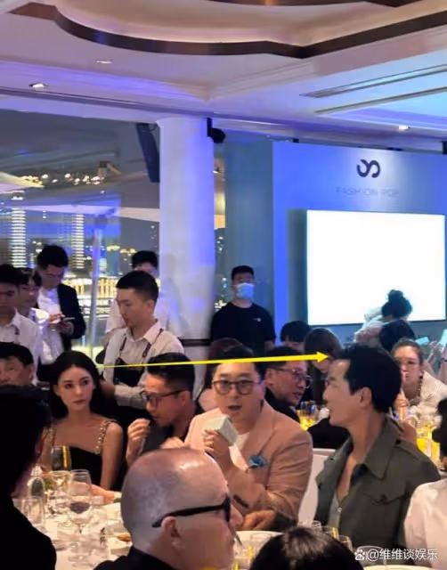 汪小菲攜妻現身華誼晚宴，馬筱梅卻在偷瞄吳彥祖，表情詭異引熱議