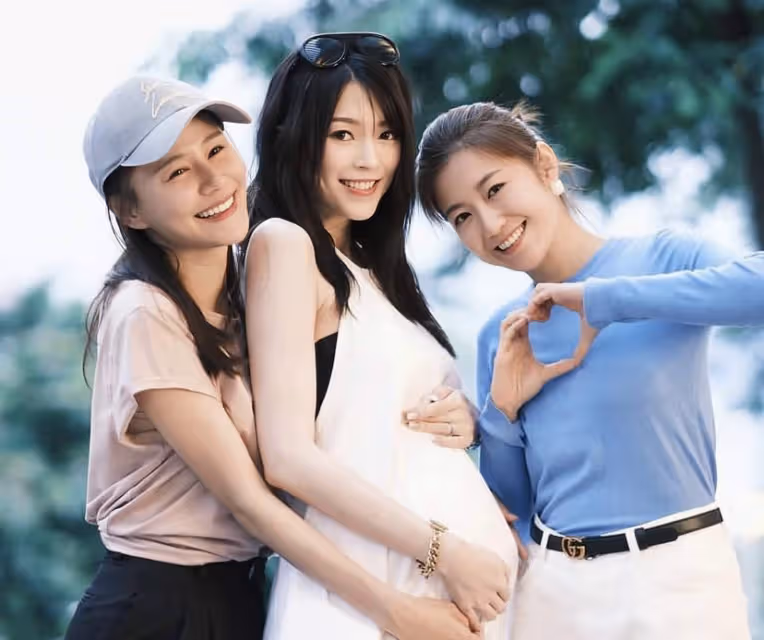 恭喜!香港人氣女星連詩雅懷孕多月臨盆在即,定於下月18號剖腹產