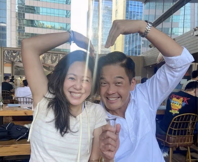 暈倒後不幸離世!TVB男星鄭啟泰遺作播出,出場15分鐘「領盒飯」