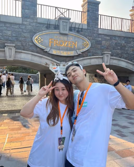 TVB男星慶生被老婆寵上天!婚後搬入丈母娘家!太太自認樣貌不佳