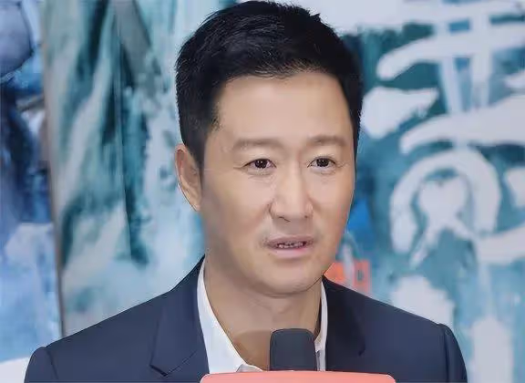 打了十幾年愛國幌子的吳京,如今卻被人嘲諷不斷,他究竟怎麼了?