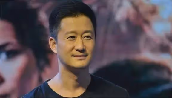 打了十幾年愛國幌子的吳京,如今卻被人嘲諷不斷,他究竟怎麼了?