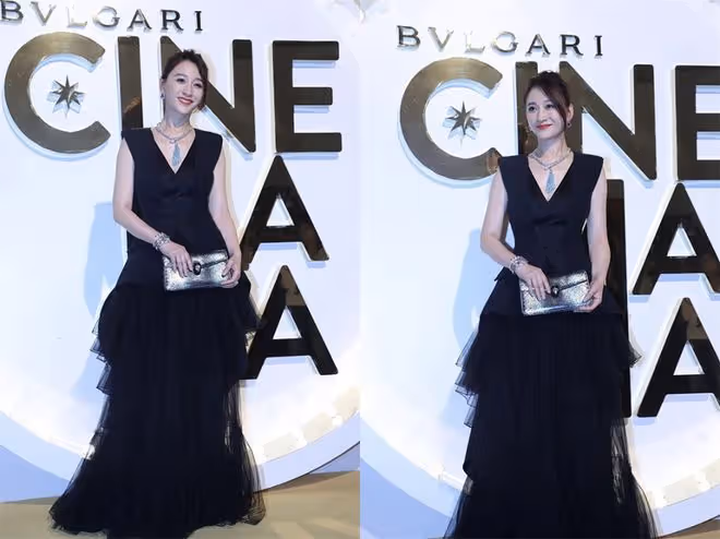 45歲的李小冉身材保持這樣真不容易，穿抹胸裙凹出性感曲線，真美