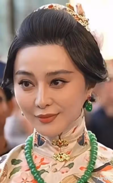 女神顏值翻車!「生圖VS精修圖」掀殘酷對比,網友一看:老了