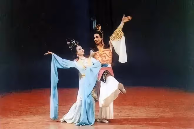 看完劉亦菲才發現,被母系家族全力托舉出來的孩子,真是不一樣!