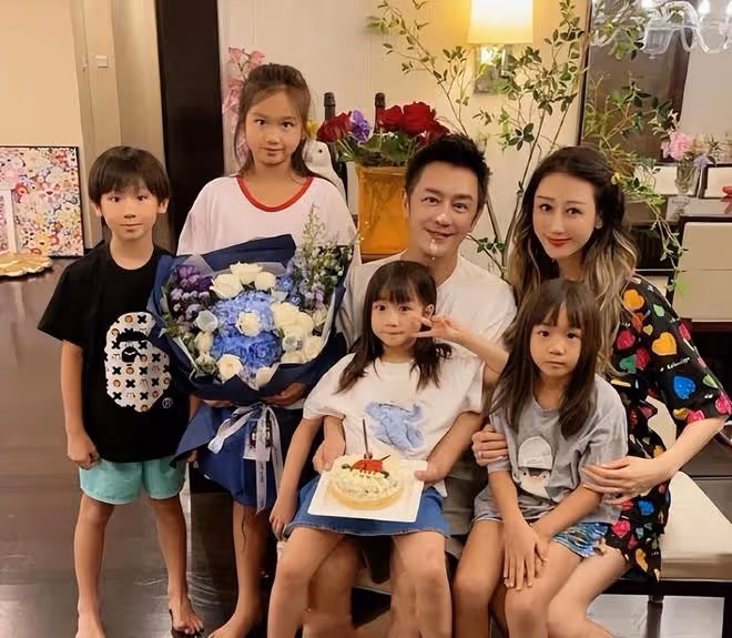 陳浩民慶祝大女兒小學畢業，12歲雅薷身高近一米七，越長越漂亮
