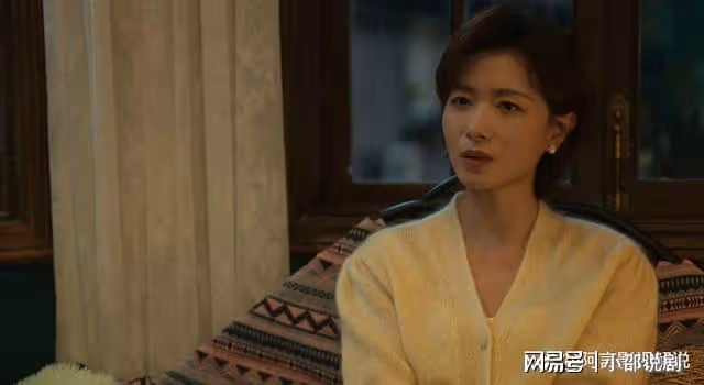 玫瑰:何西兩年學成歸來,化身中國機長求娶黃亦玫,黃振華看呆