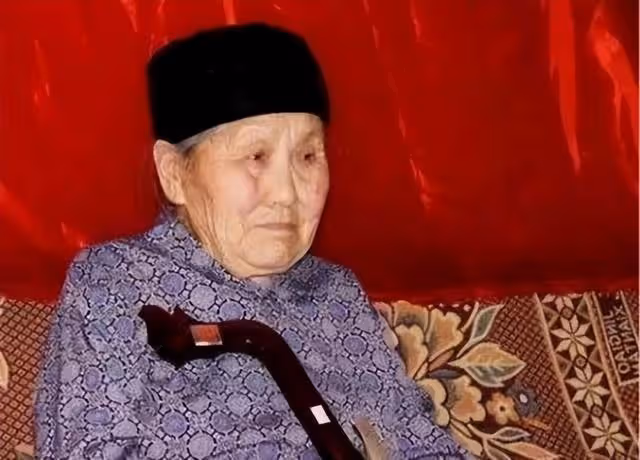 湖南127歲壽星,從清朝一直活到2020年,13個子女無人活過18歲