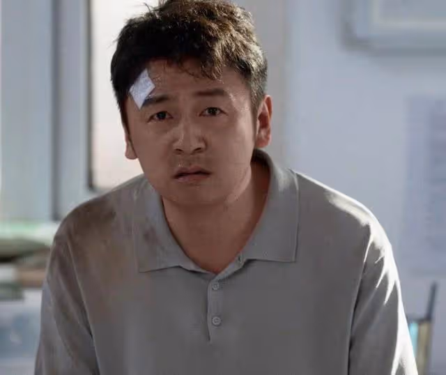 男演員演技多重要?張凌赫時隔一年再演權臣,整容式演技判若兩人