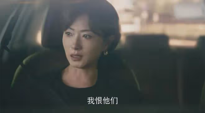 伊能靜發小作文誇讚劉亦菲和黃亦玫,文筆感人,果然女人最懂女人