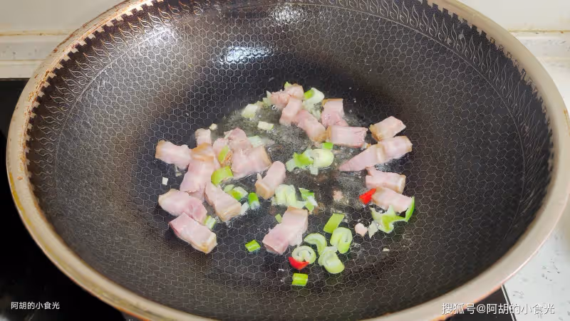 鮮毛豆和它絕配,以後就這樣吃!一炒一燜鮮美升級,吃出滿口生香、吃出好胃口