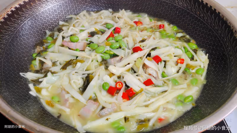 鮮毛豆和它絕配,以後就這樣吃!一炒一燜鮮美升級,吃出滿口生香、吃出好胃口