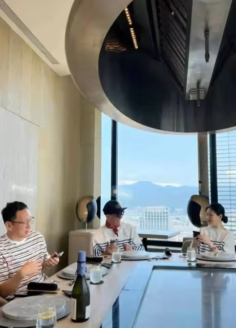 小s接受採訪,談姐姐大s婚姻狀況,爆料姐姐是否再有生育打算