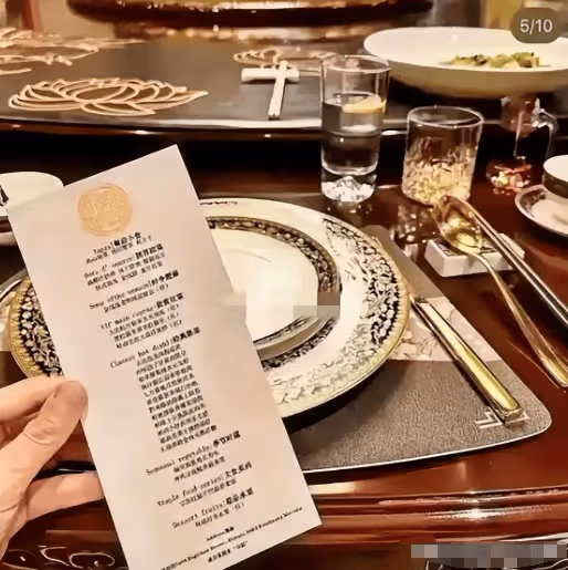 再揭傷疤!小S被借錢借到煩,喊話汪小菲,多給大S些錢,孩子交不起補課費!