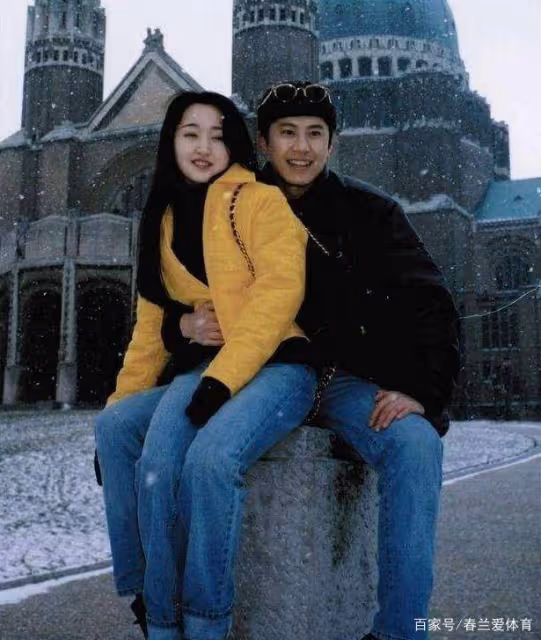 49歲楊鈺瑩為何至今沒人敢娶？看了她的這些「照片」，換我也不敢