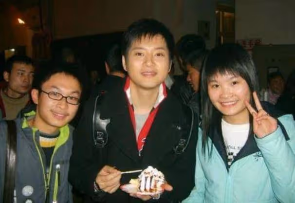 曾是「湖南台一哥」，在妻子慫恿下跳槽浙江台，如今落魄淪為路人
