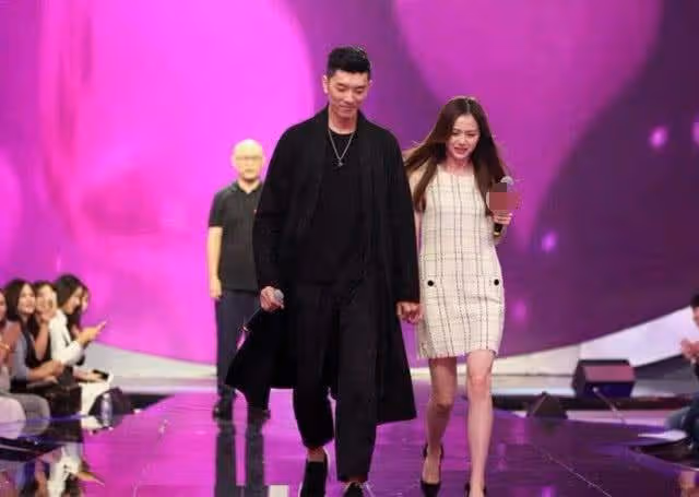 她是非誠勿擾貓臉女嘉賓,多期無人牽手,卸妝後男嘉賓後悔莫及!