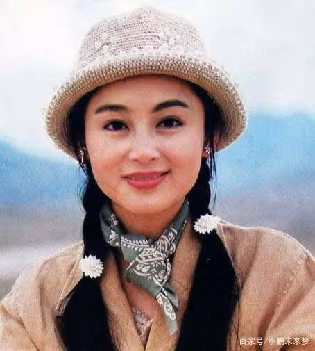 她比許晴還美,被導演丈夫寵成公主,如今50歲仍宛如20多歲少女!