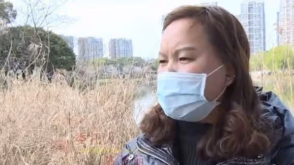 回顧:貴州男子整容成帥哥,四年不回家看妻兒,稱:她丑配不上我