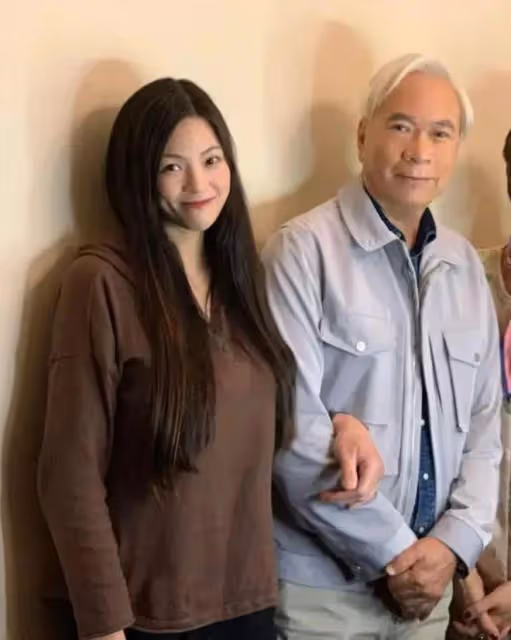 73歲TVB男星目送未婚妻入獄後，晚上即與波霸女星聚會！自爆有苦衷
