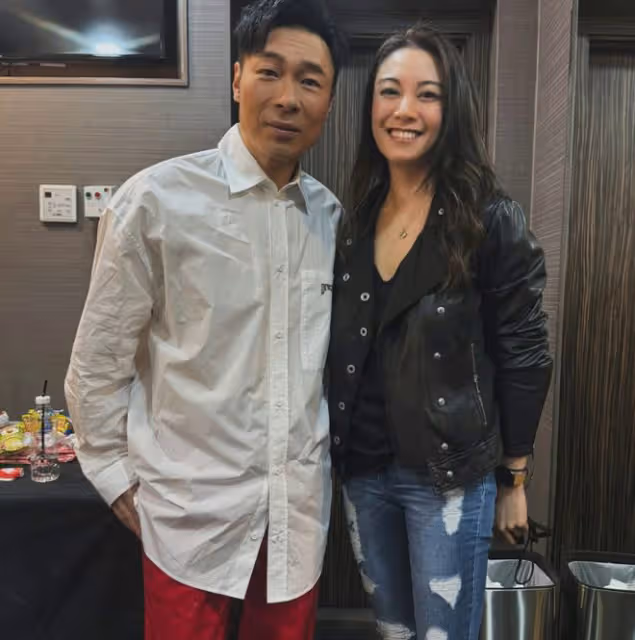 前TVB花旦大曬合照,力撐許志安復出!與TVB視帝分手後至今單身