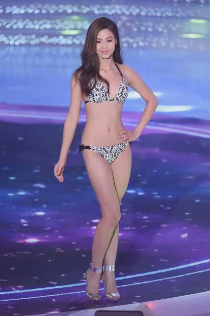 前TVB小花生活富貴!出席賭王女兒生日派對!又與霍啟剛弟媳出遊