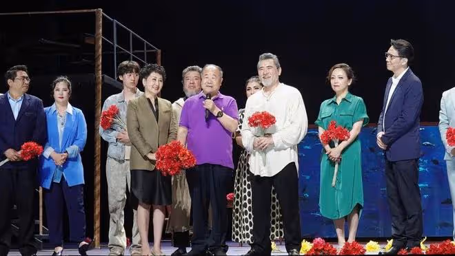 前TVB視後遇粉絲簽名扭頭無視,又被質疑耍大牌!現場還原真相