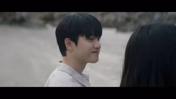 李泳知〈Small girl〉本就有吻戲!專業幕後曝 網心動:D.O.有罪