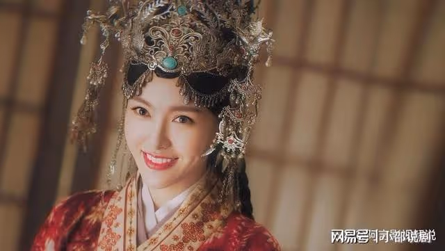 女孩一覺醒來回到十八歲那年,而此時她還未嫁給死對頭裴文宣