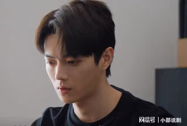 你比星光美麗：結局紀星公司成功上市，韓廷當眾求婚