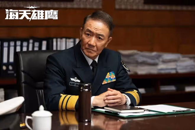 海天雄鷹:烏曉陳亞紅讓人感動敬佩!夏初柳妮娜嘰嘰喳喳強行加戲