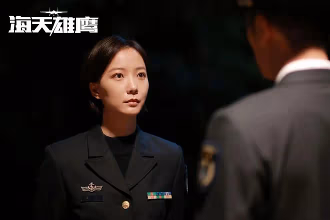 海天雄鷹:烏曉陳亞紅讓人感動敬佩!夏初柳妮娜嘰嘰喳喳強行加戲