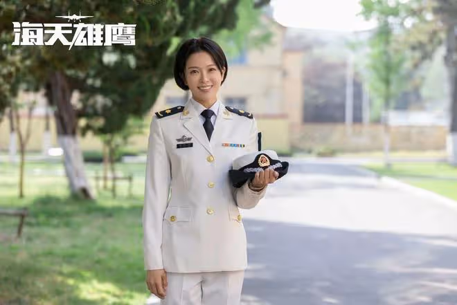海天雄鷹:烏曉陳亞紅讓人感動敬佩!夏初柳妮娜嘰嘰喳喳強行加戲