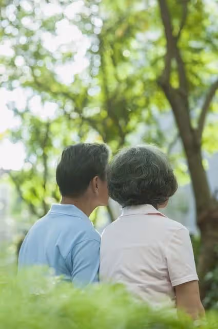 婆婆埋怨兒媳不孝順,伺候她不耐心,兒子:你八十多了還沒有活夠