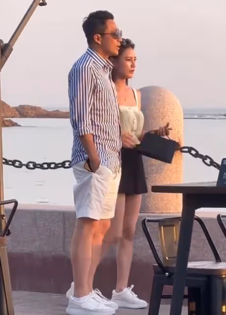張蘭向小梅說創業經歷,婆媳相互敬酒,一起助力汪小菲做事業