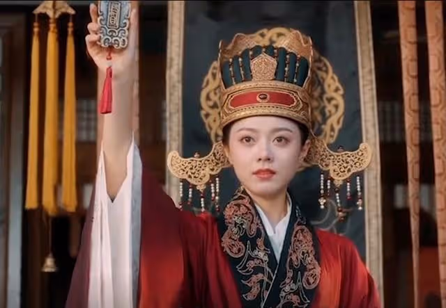 度華年結局：李蓉登基成女帝，裴文宣穩坐後宮成攝政王