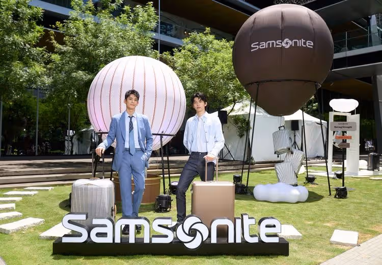 林柏宏攜師弟40度高溫推行李箱　熱到想帶Samsonite「去火星」