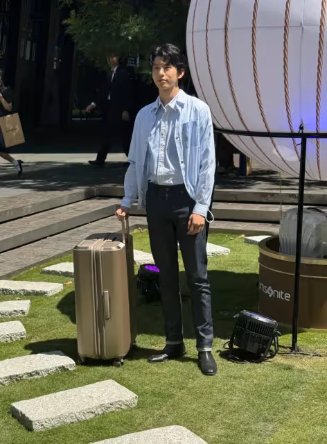 林柏宏攜師弟40度高溫推行李箱　熱到想帶Samsonite「去火星」